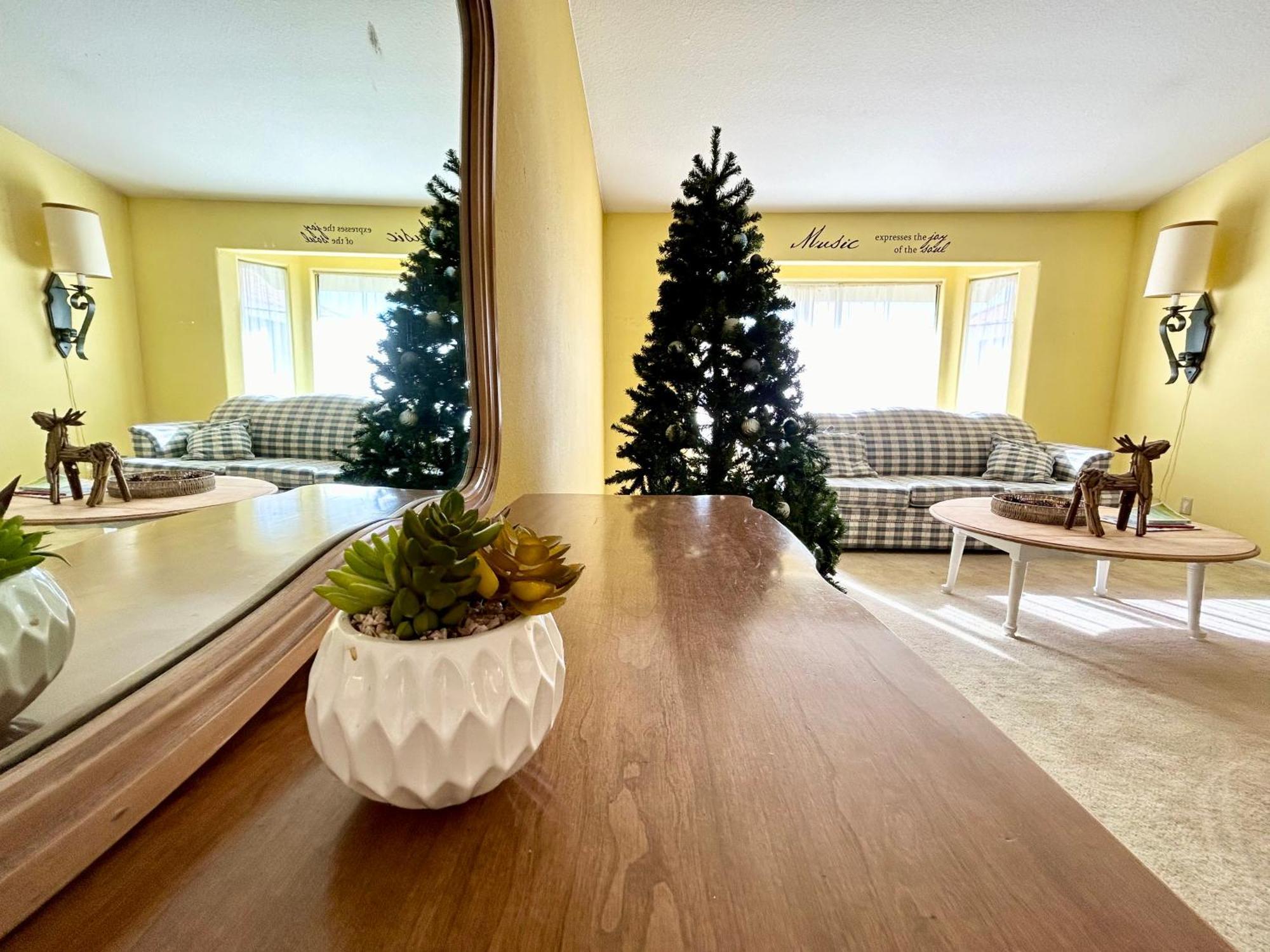 Festive Haven Room Hemet Zewnętrze zdjęcie